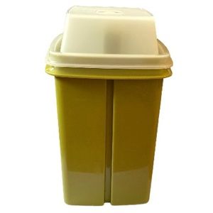 VTG Tupperware Pickle Container